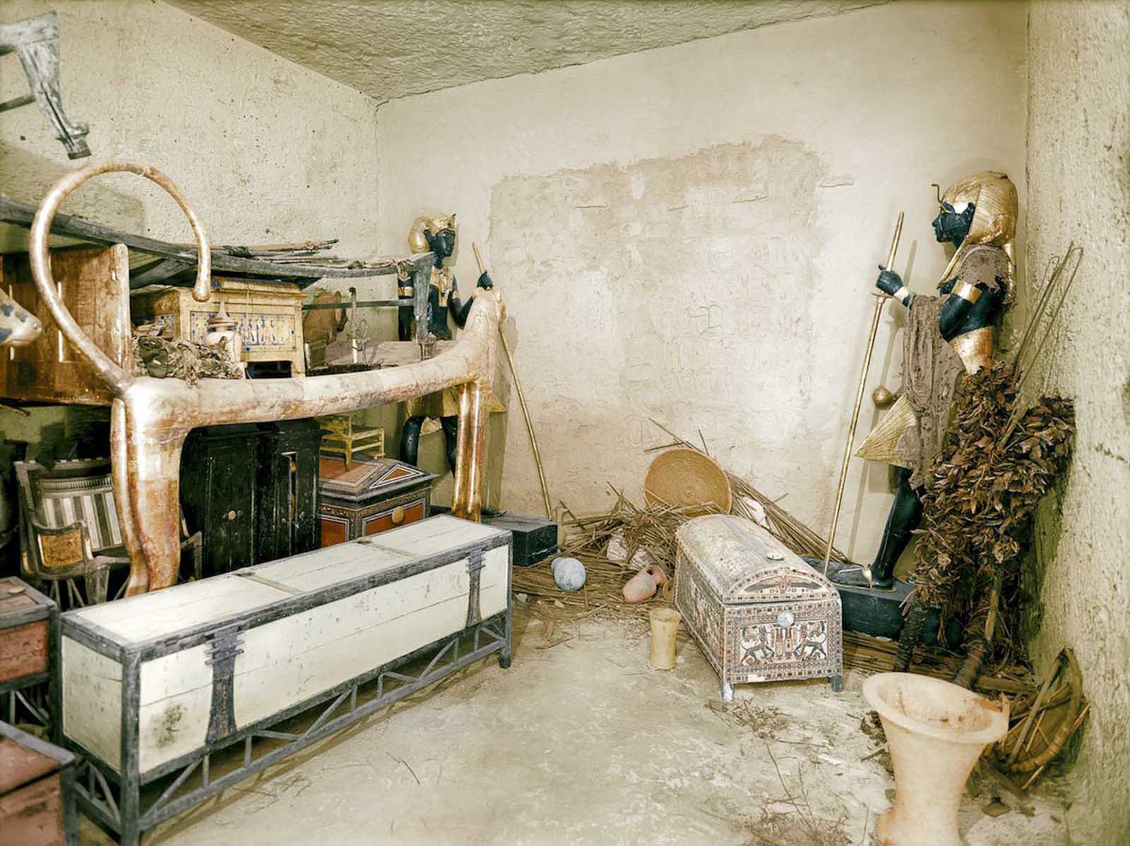 The Discovery of Tutankhamun in Rare Color Pictures, 1922