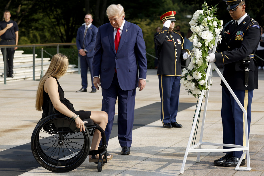 My Father Never Consented to a Political Photo Op at His Final Resting Place