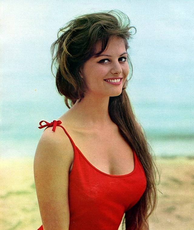 Looking back at the fascinating beauty of young Claudia Cardinale, 1950s-1960s